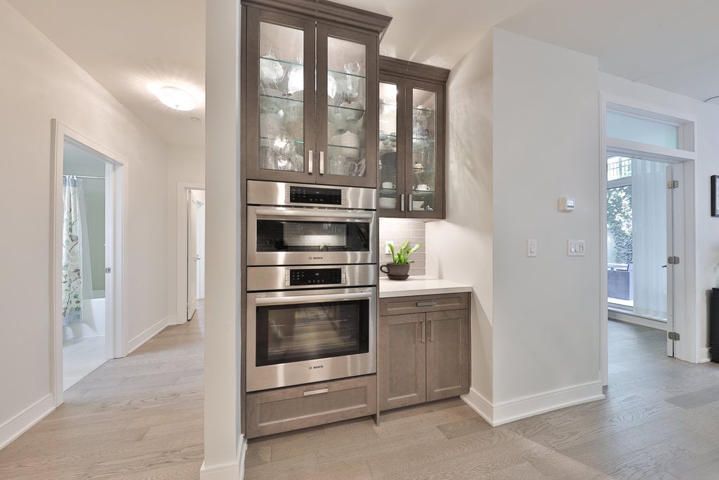 GR17-1575 Lakeshore Rd W