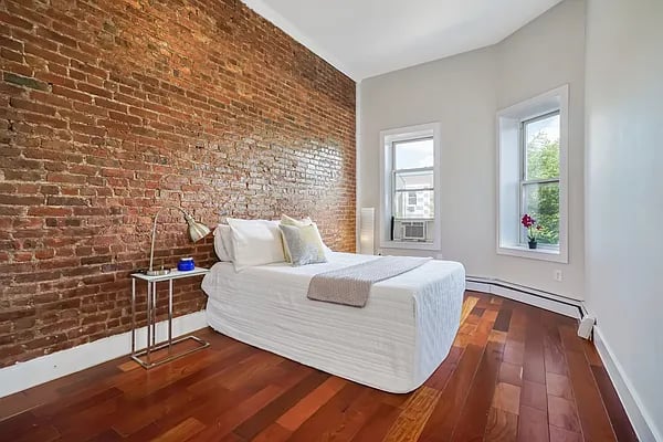 260 MacDougal Street