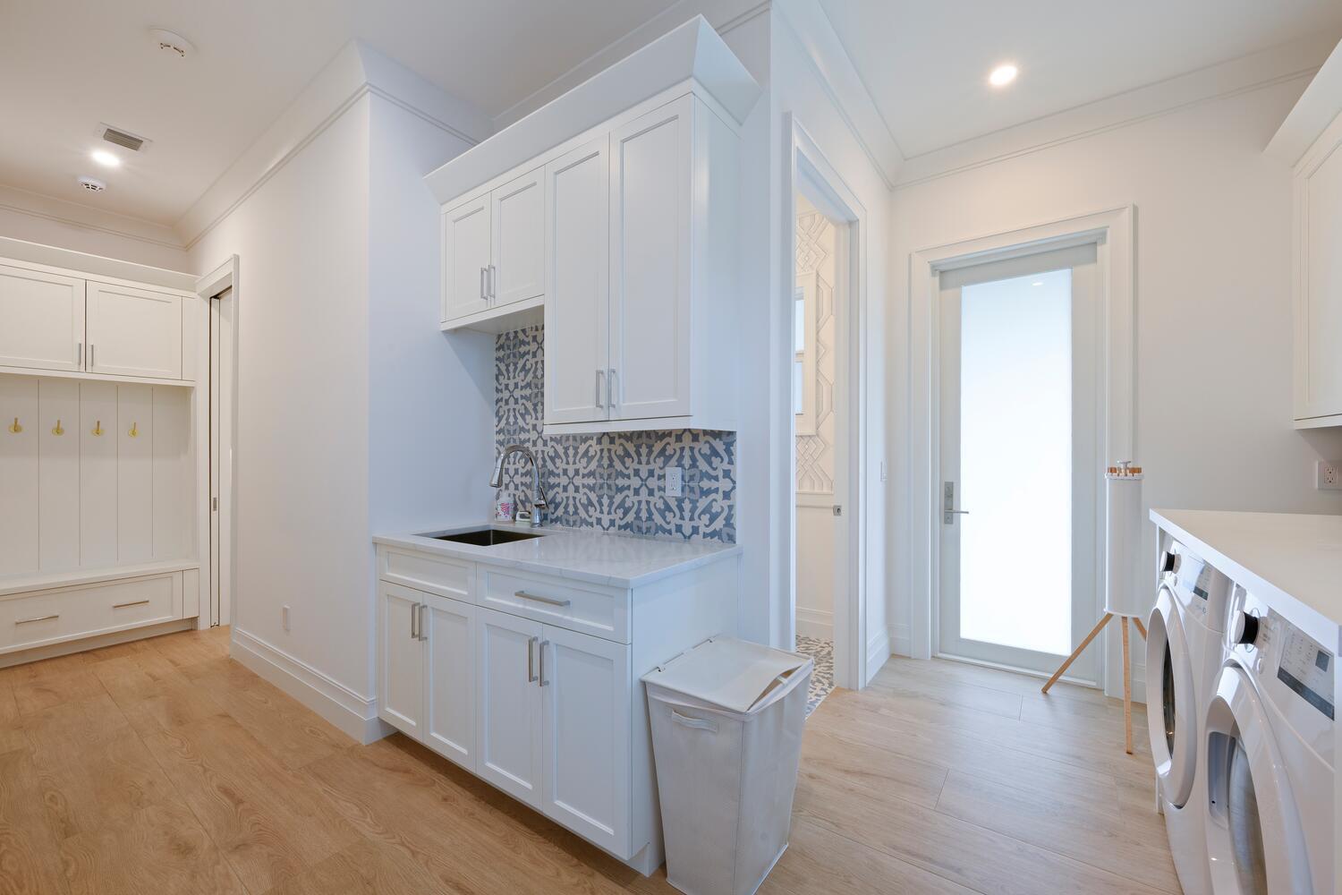 643 Pilot Rd