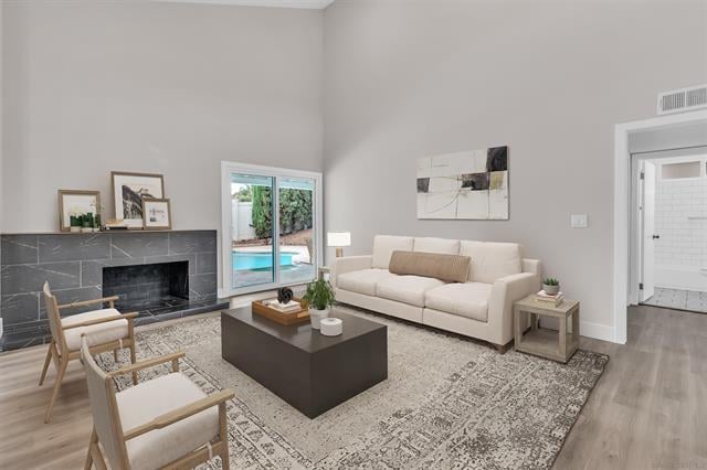 10332 Escadera Dr