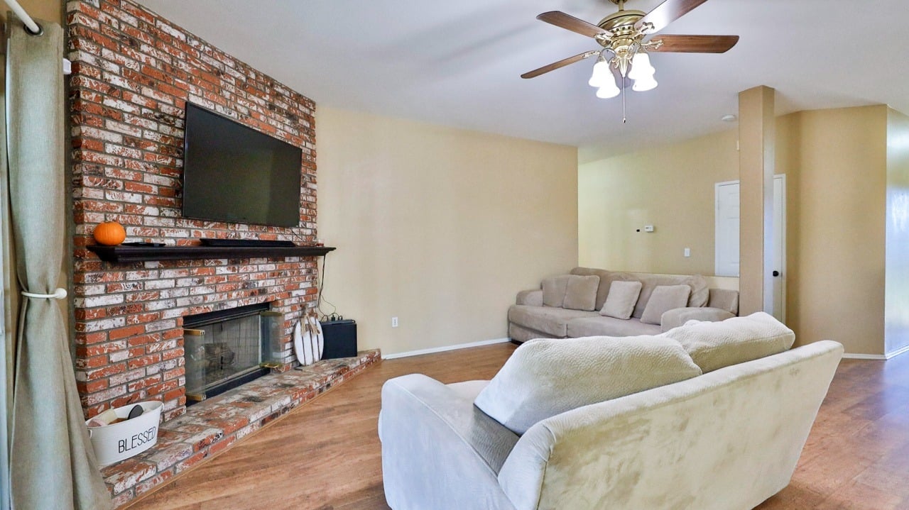 1713 Evan Way