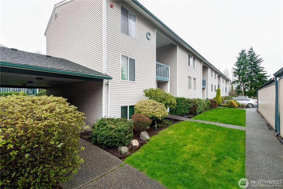 17431 Ambaum Boulevard S #C29