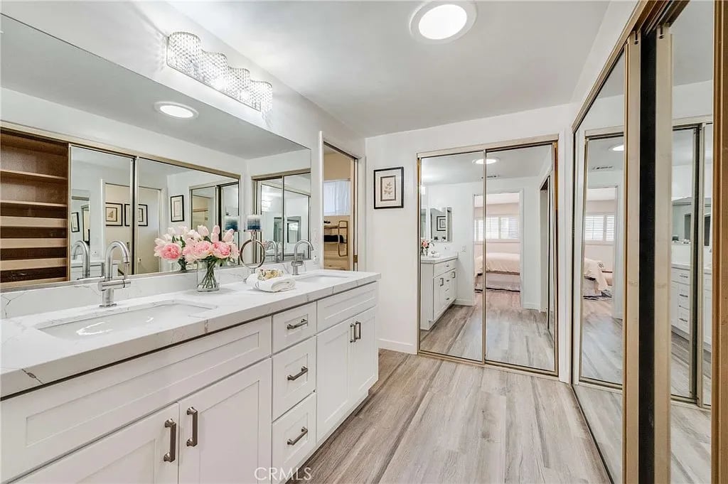 741 Katherine Ln