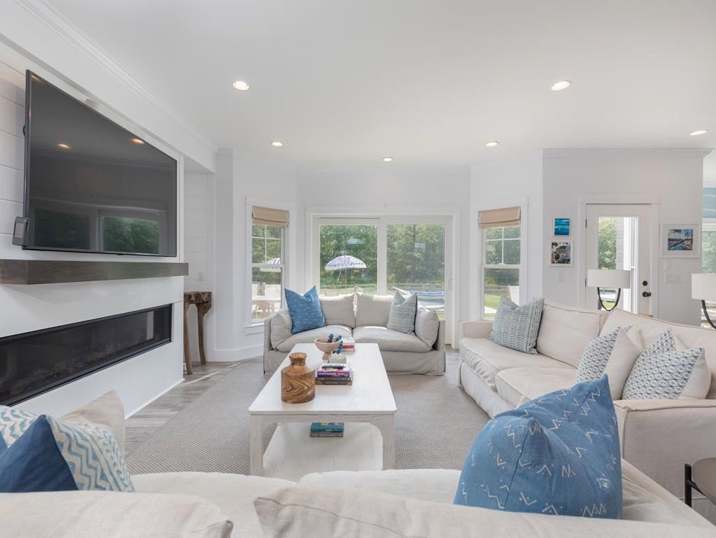 38 Paddock Rd