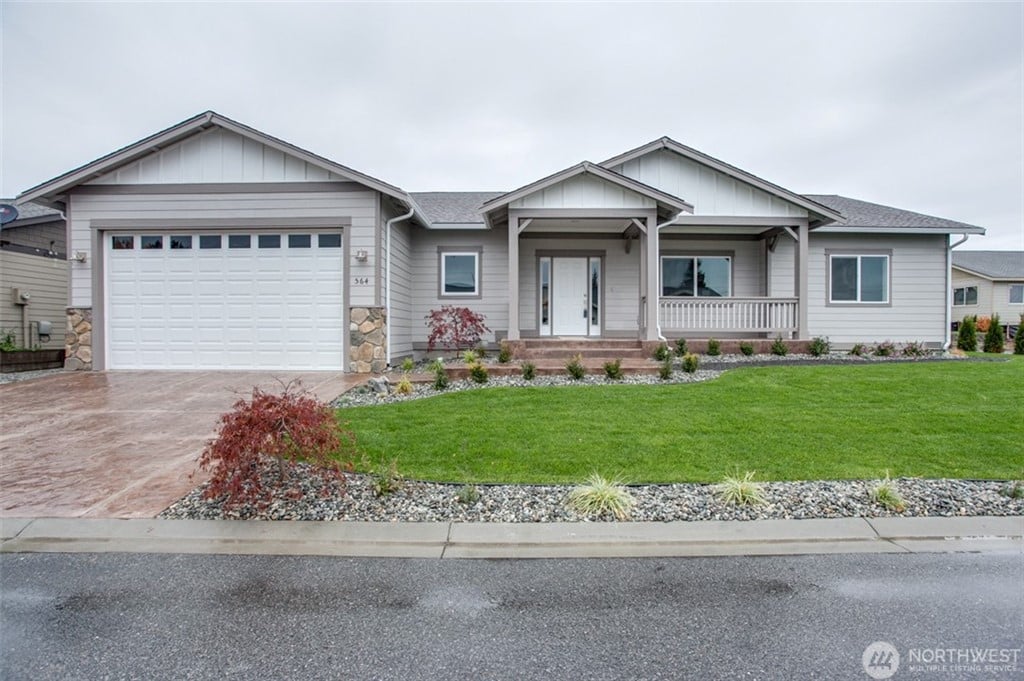 558 Village Dr