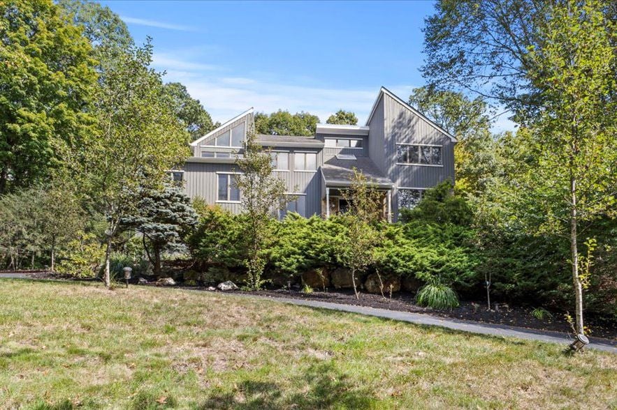 10 South Glen Road