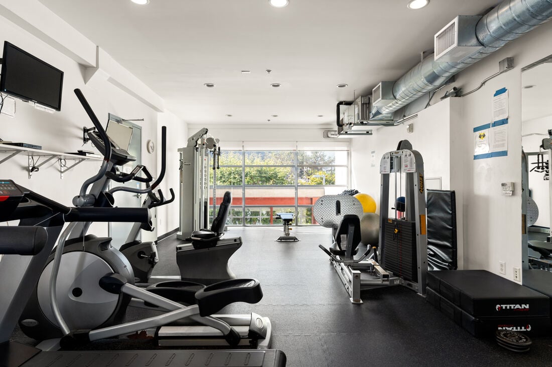 Building fitness center