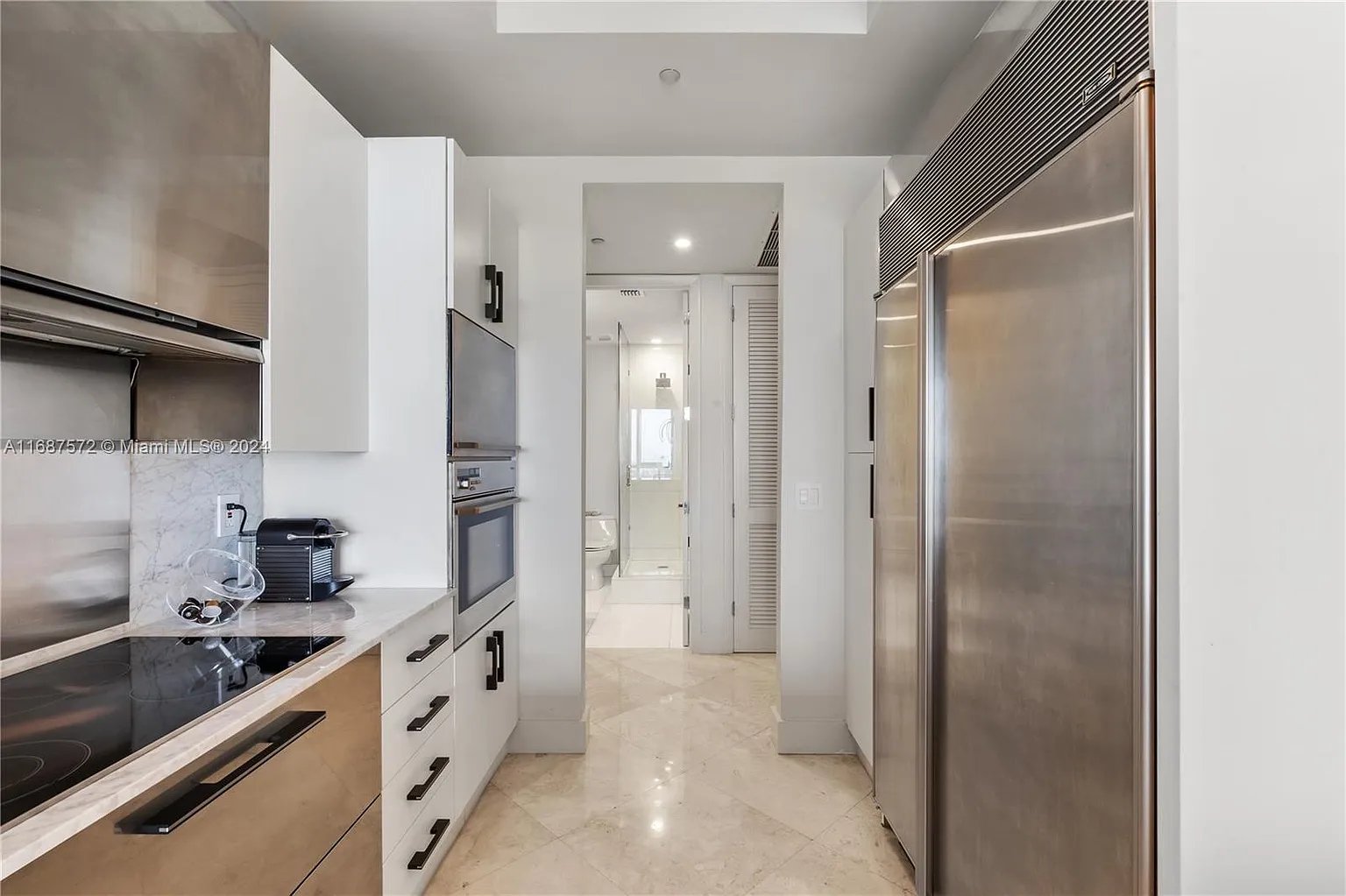 100 S Pointe Dr APT 1603
