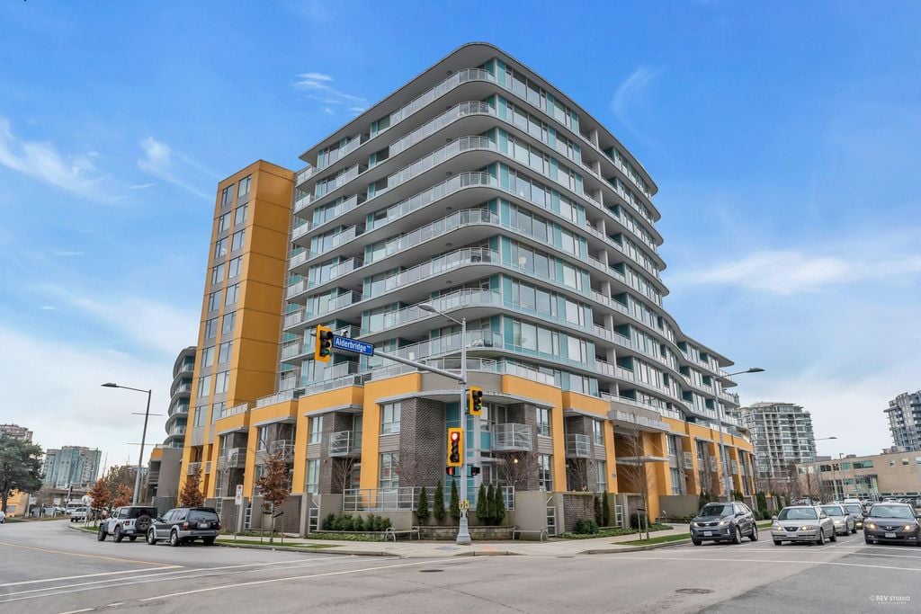 5619 Cedarbridge Wy, #609