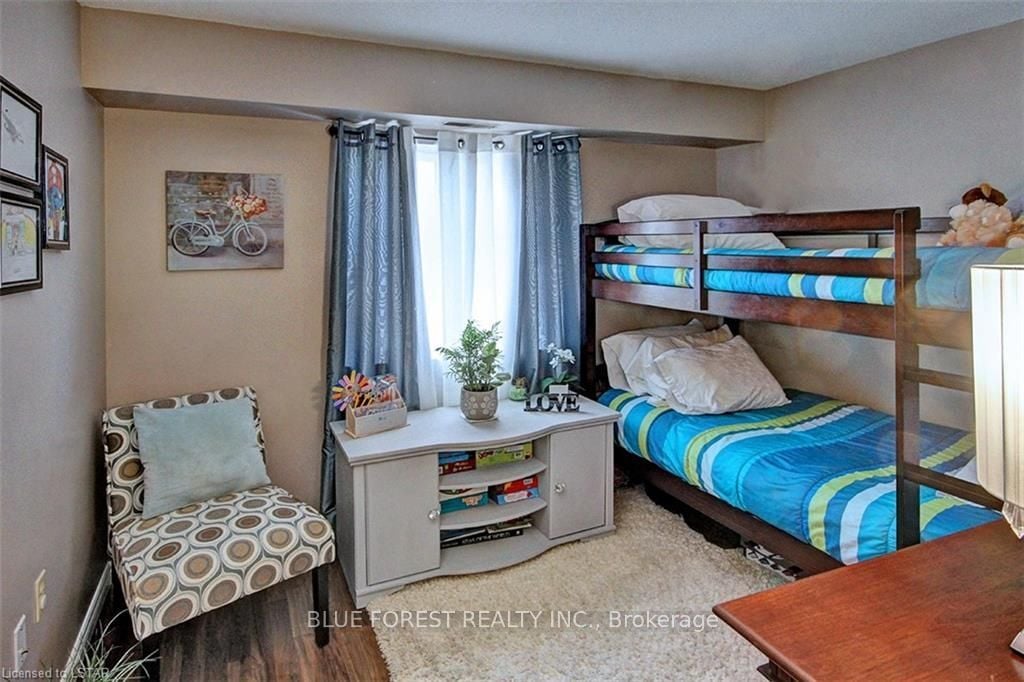 858 Commissioners Rd E 1103