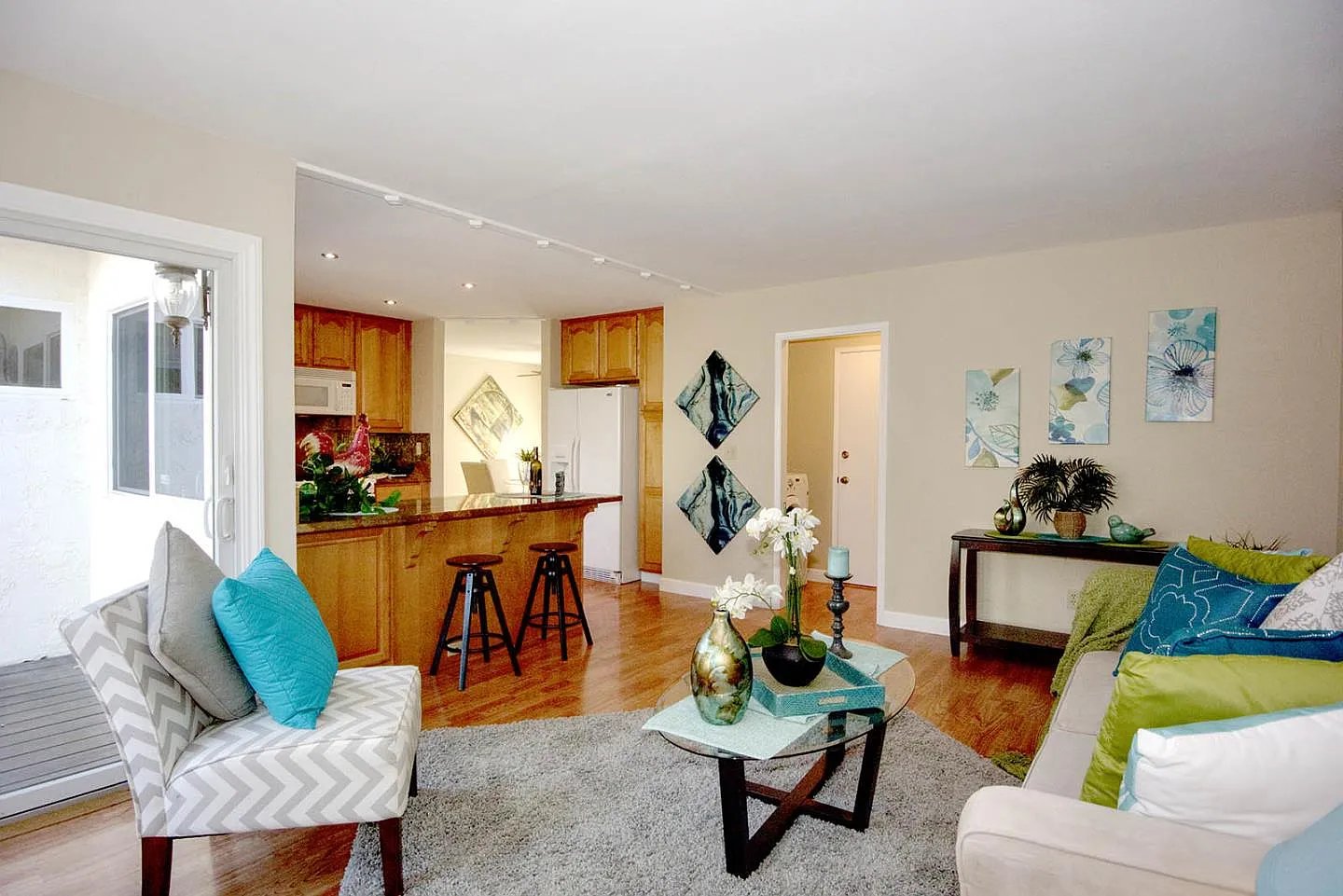 2127 Sepulveda Ave