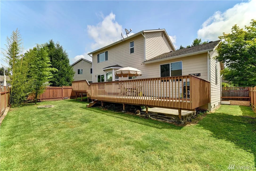 8605 14th Pl SE