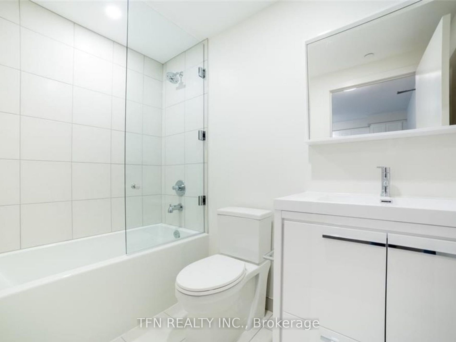 212 King William Street Unit: 910