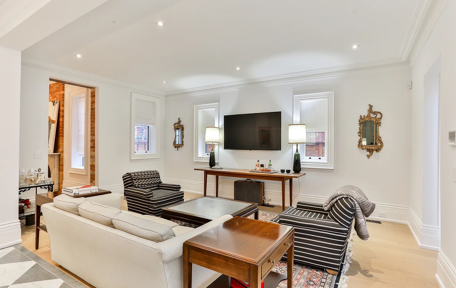 38 Beaconsfield Ave 