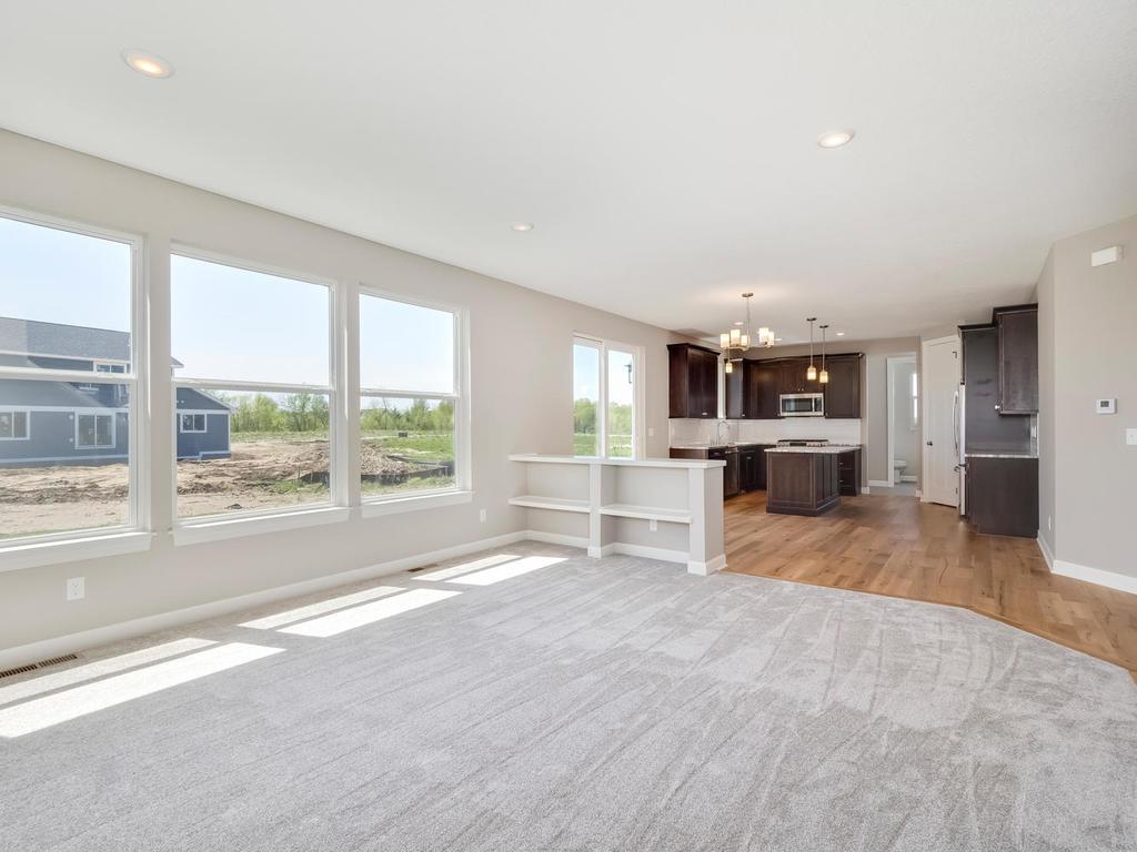11553 Lakewood Dr NE