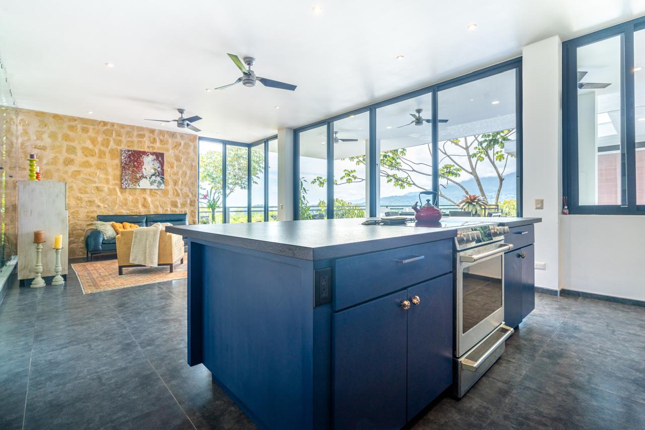 Stunning Ocean and Mountain Views, Casa Tres Galgos in Ojochal on Calle Perezoso