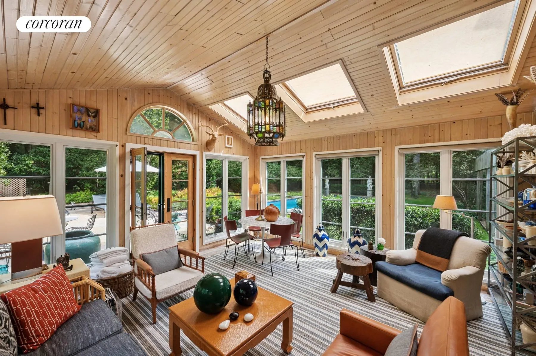5 White Pine Rd