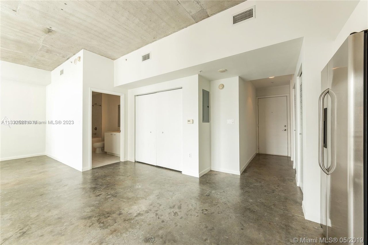 133 NE 2nd Ave #2610