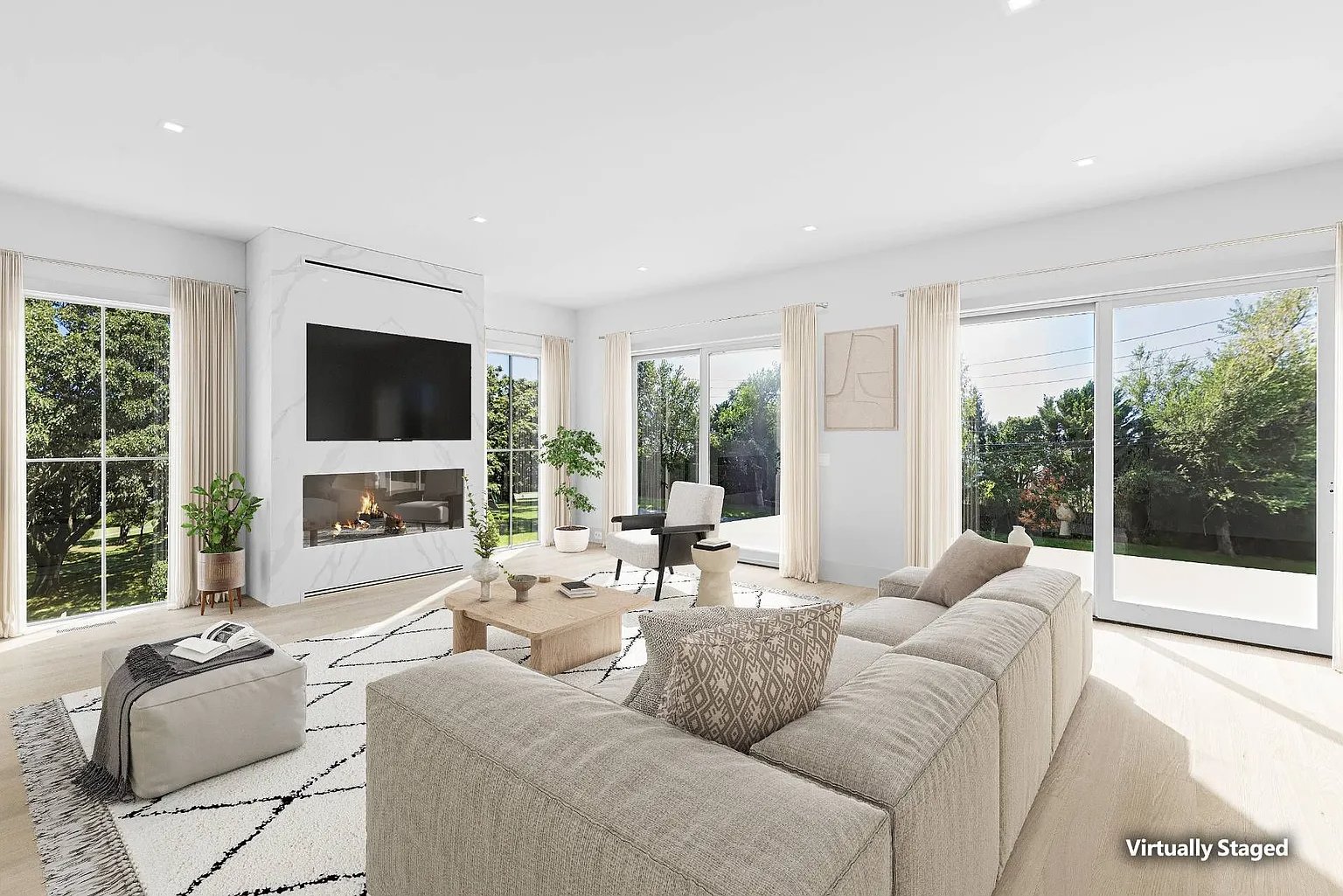 3 Dellaria Ave