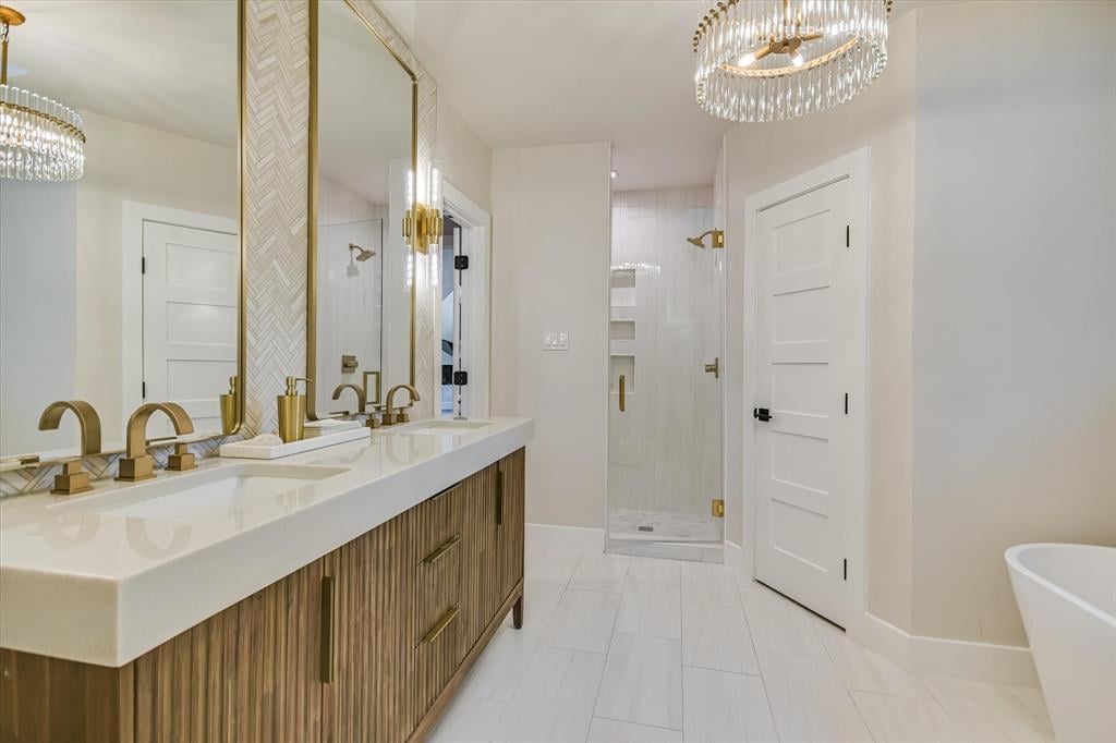 6204 Lost Horizon Drive