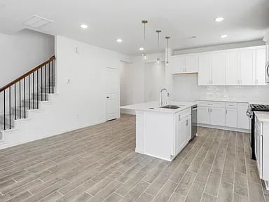 26771 Grandiflora Dr