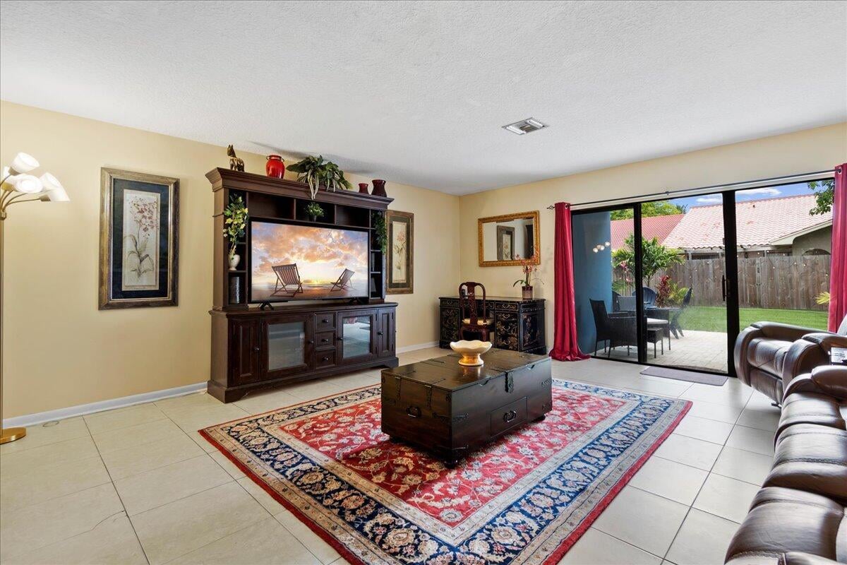 12710 Peconic Ct