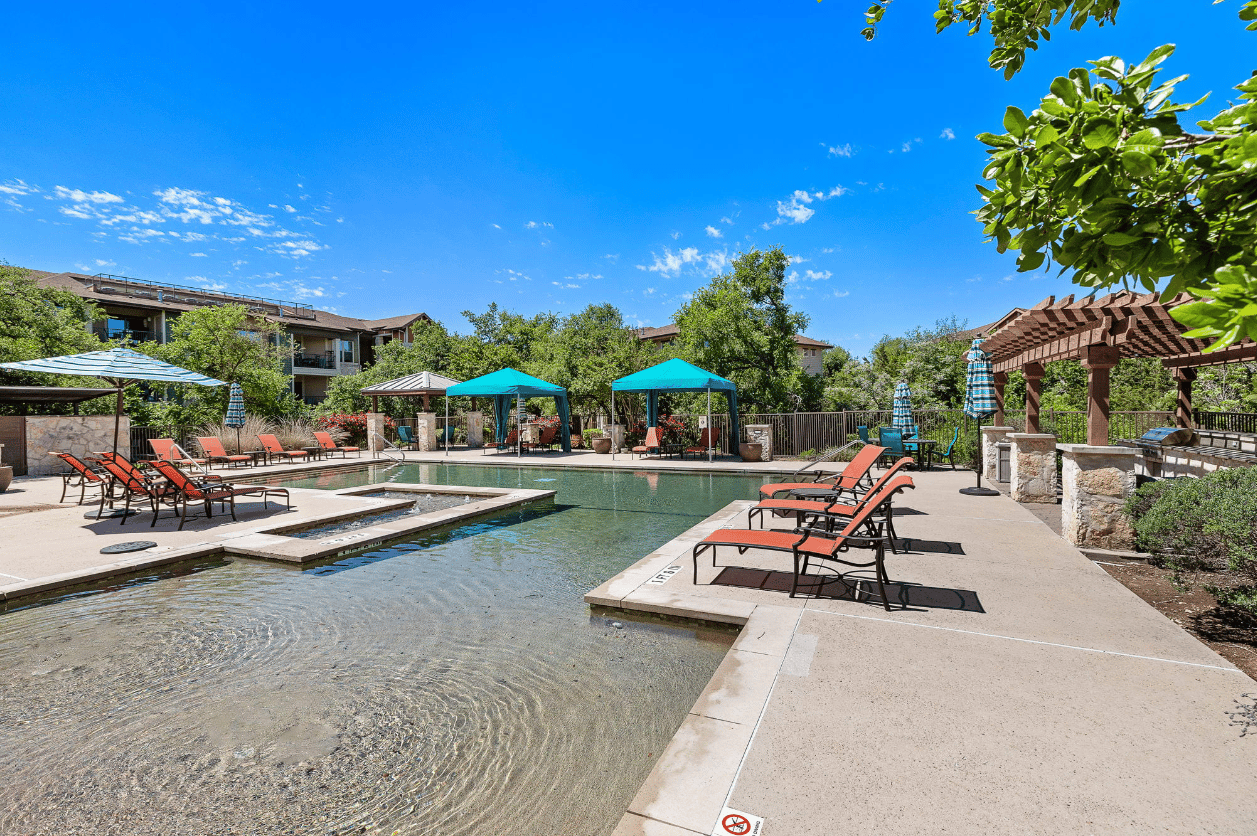 Up to 8 Weeks Free on select units with 12+ month leases