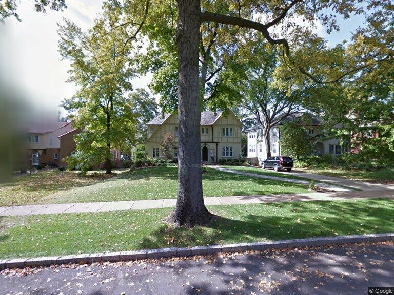 53 Crestwood Dr