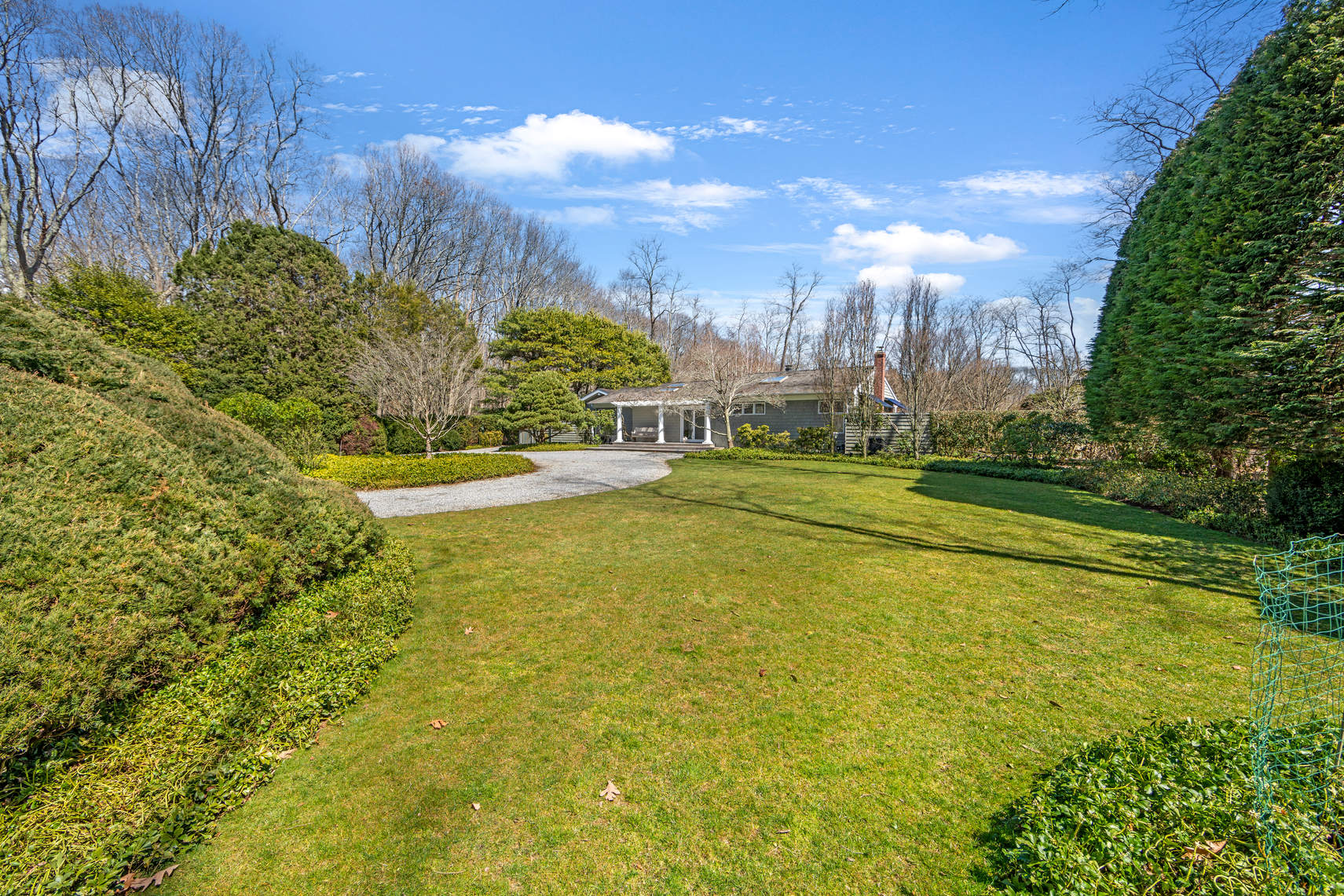 A Sleek, Updated Modern in the Heart of Hamptons Horse & Farm Country