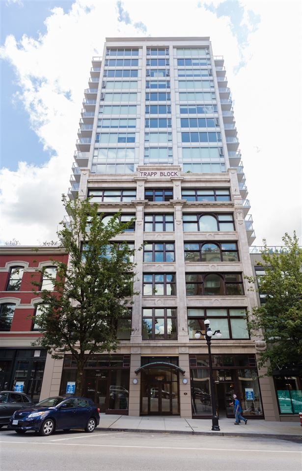 601-668 Columbia St