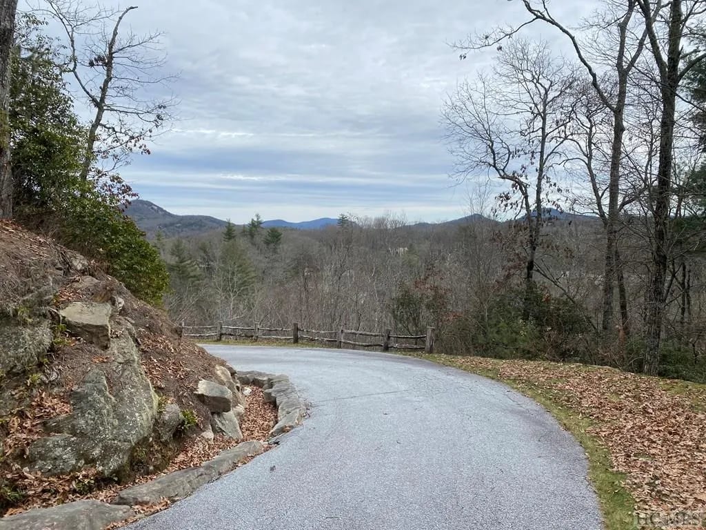 1878 High Mountain Dr