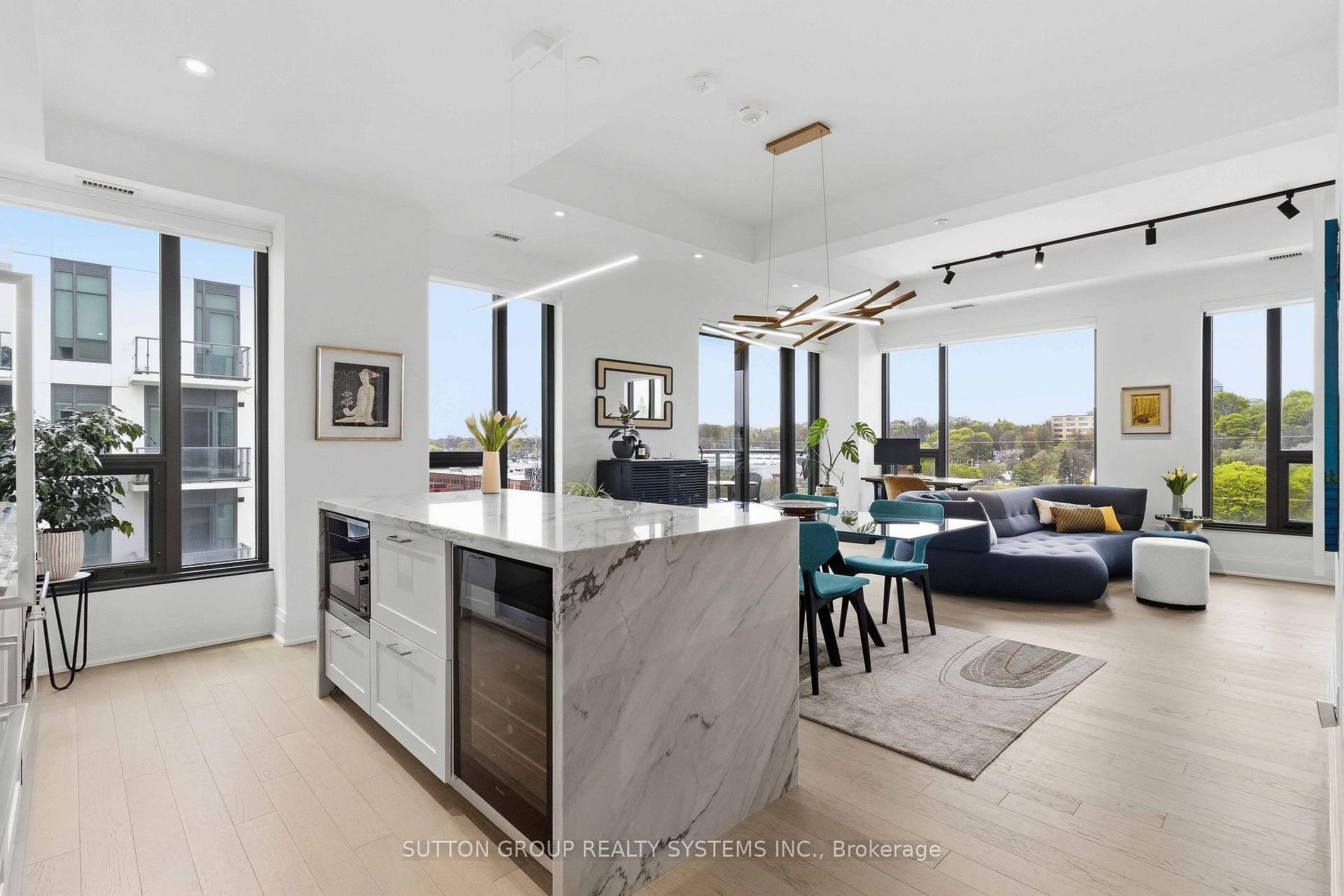 BIANCA CONDOS GRAND PENTHOUSE 