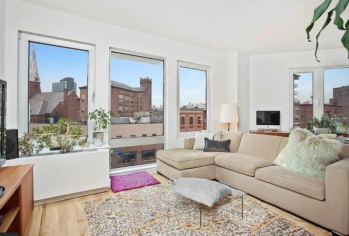 10-50 Jackson Avenue #4A