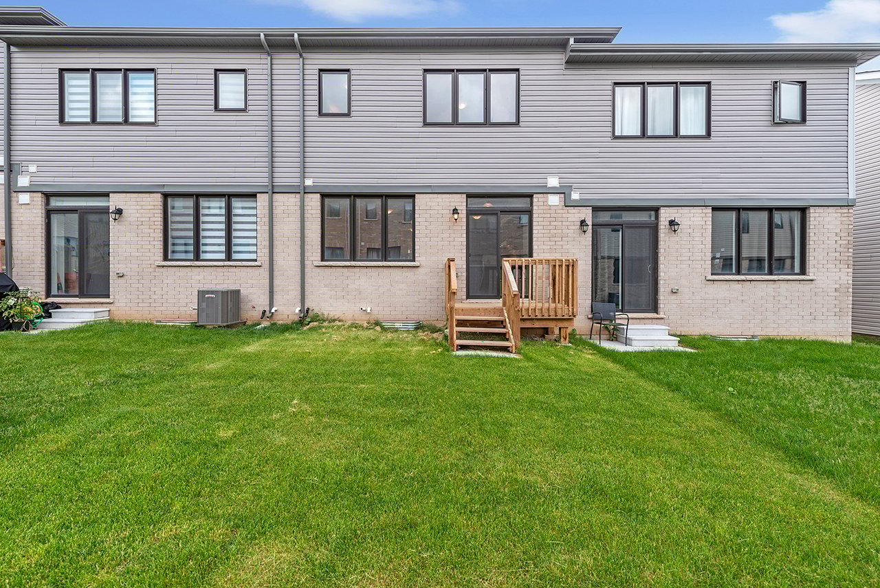 102 Granville Crescent