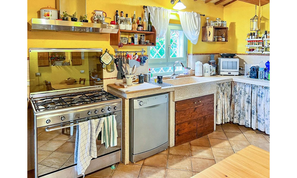Gorgeous Stone Farmhouse In the Marche Hills
