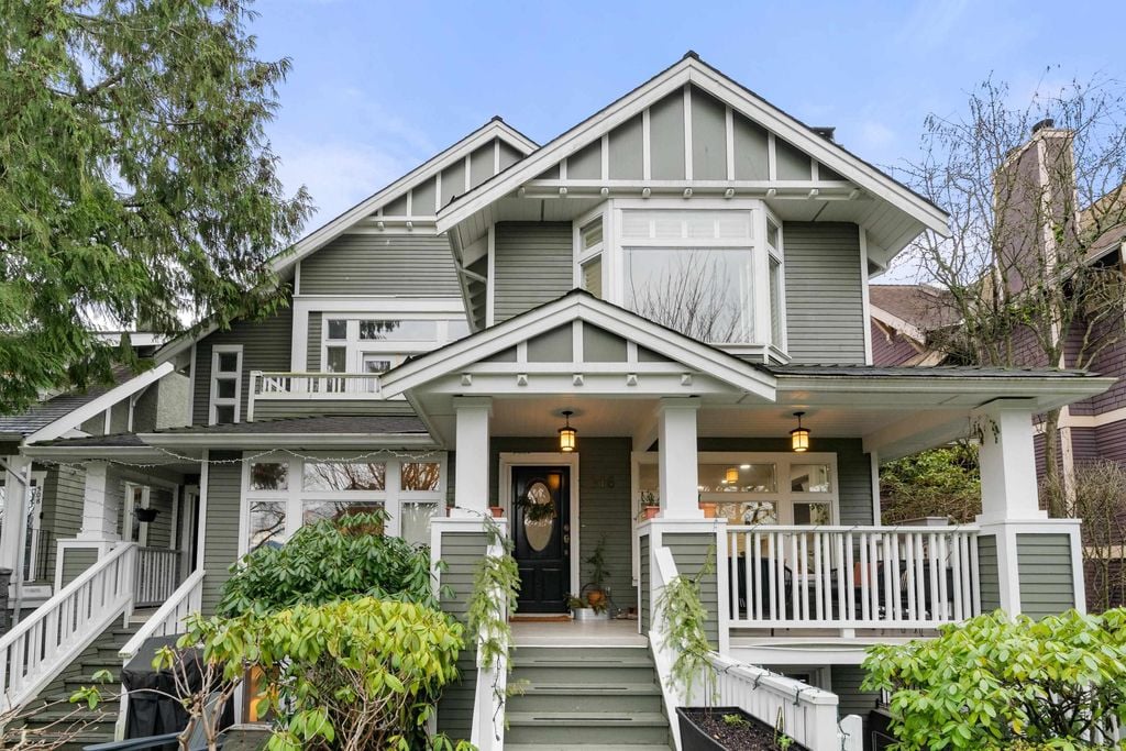 316 W 11th Ave