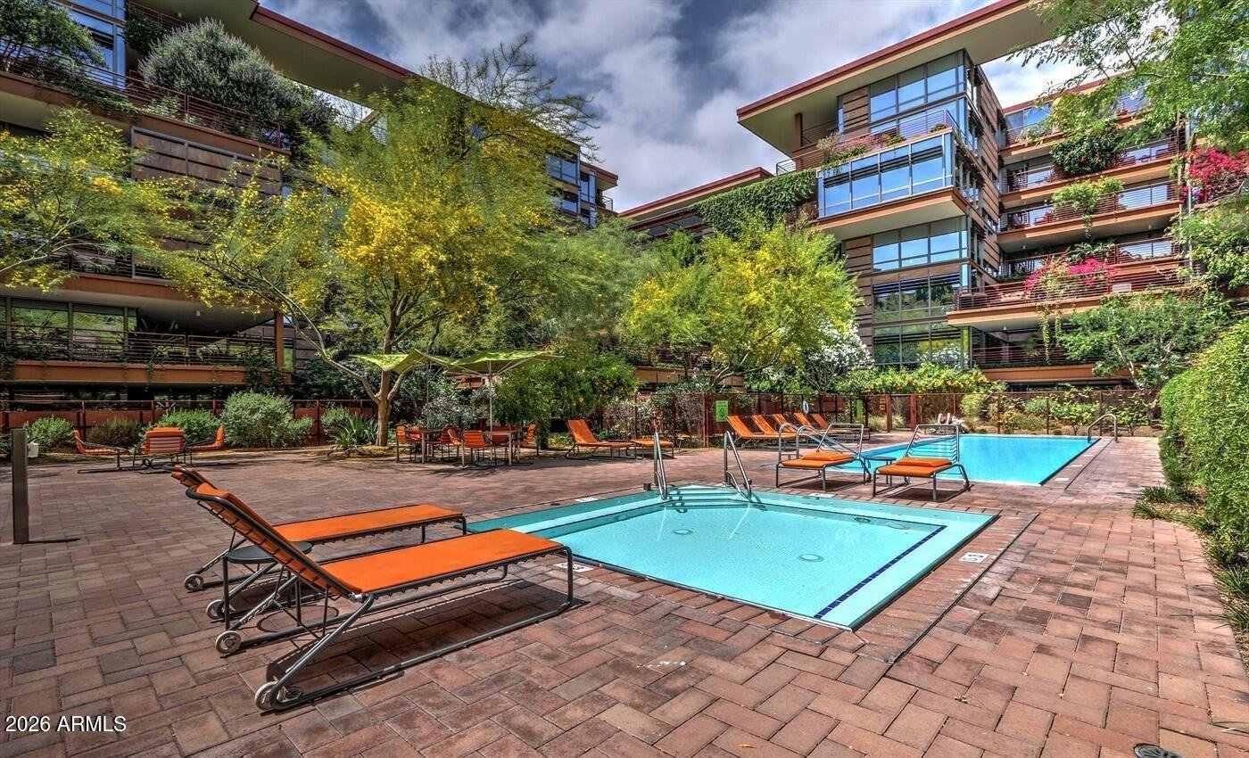 7167 E Rancho Vista Dr, #6004