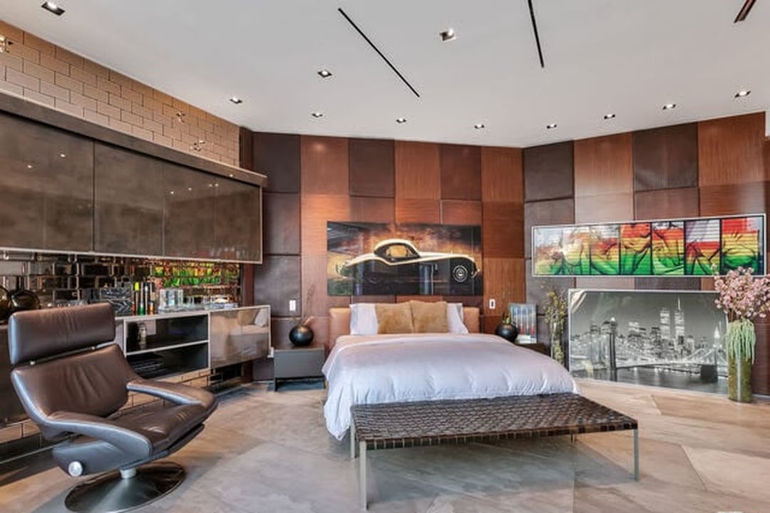 Chateau Paradise
