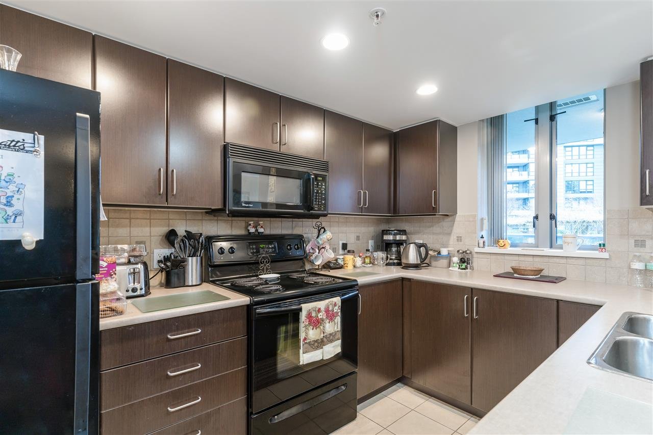 295 Guildford Wy, #201