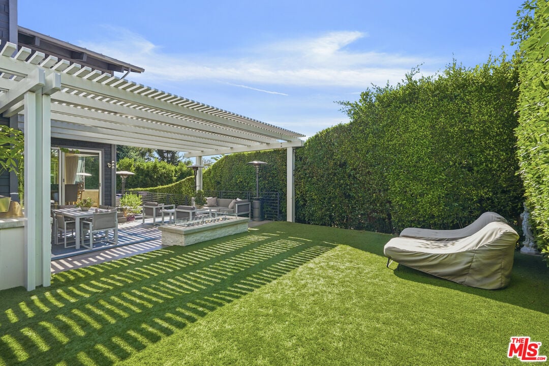 Solis Vista, Serra Rd, 90265