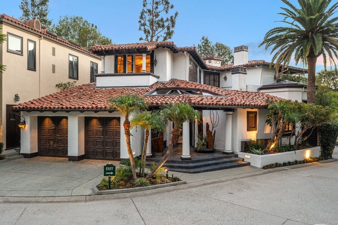 Century Woods Dr, 90067