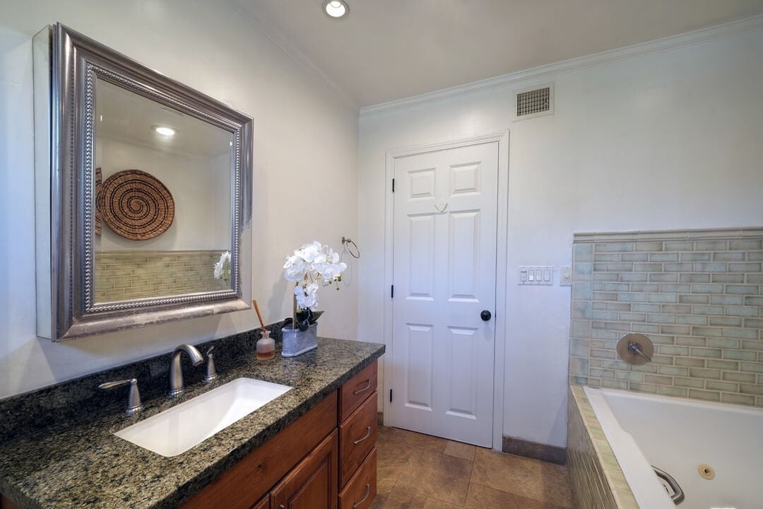 Vireon Crest, Morning View Dr, 90265