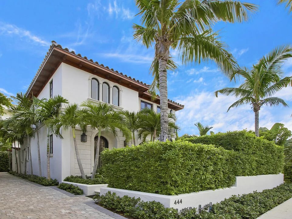 444 Chilean Avenue 