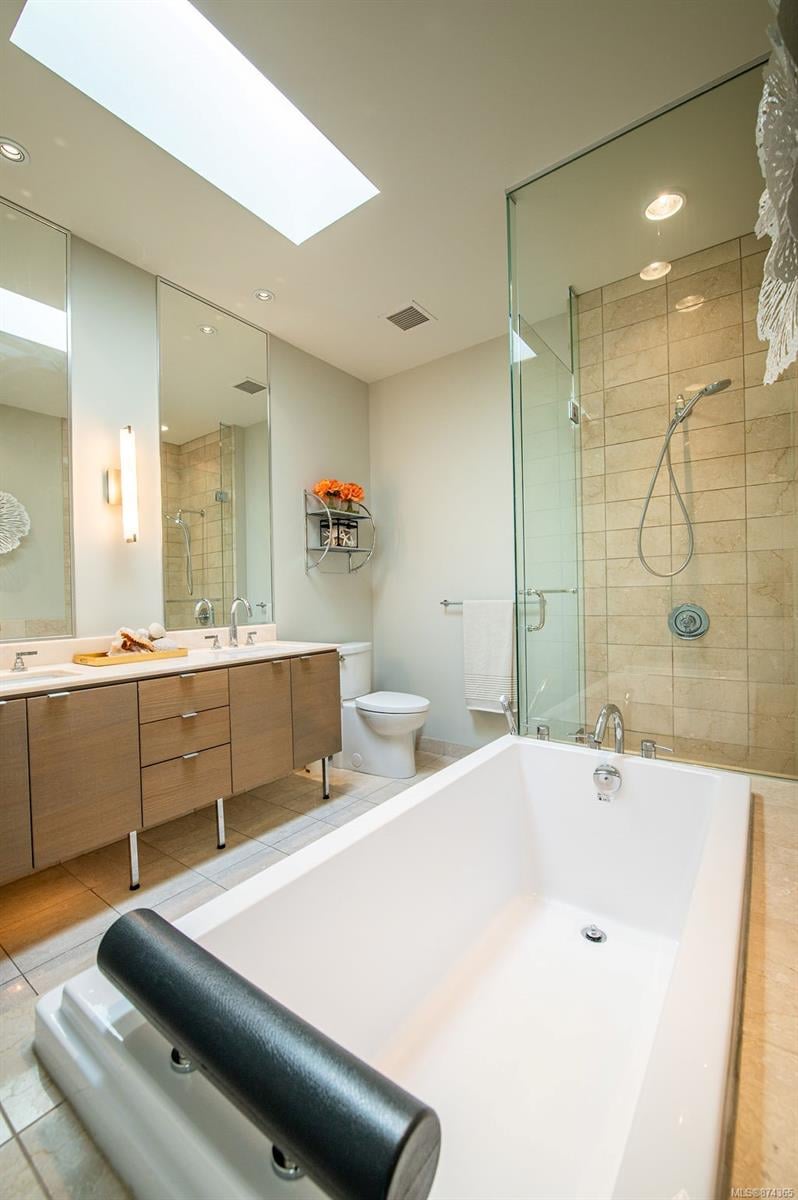 709-9809 Seaport Pl