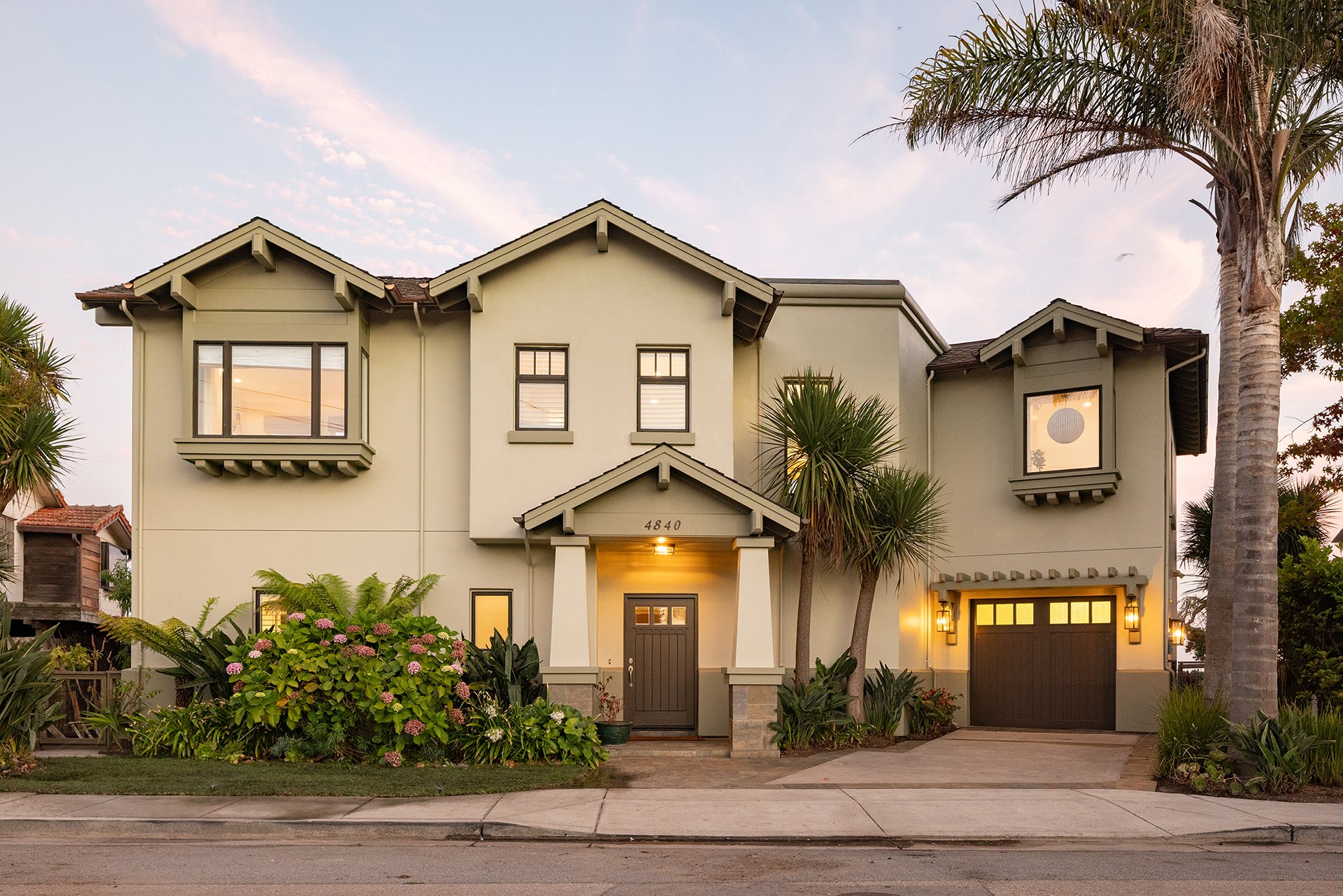 Capitola Oceanfront Retreat 