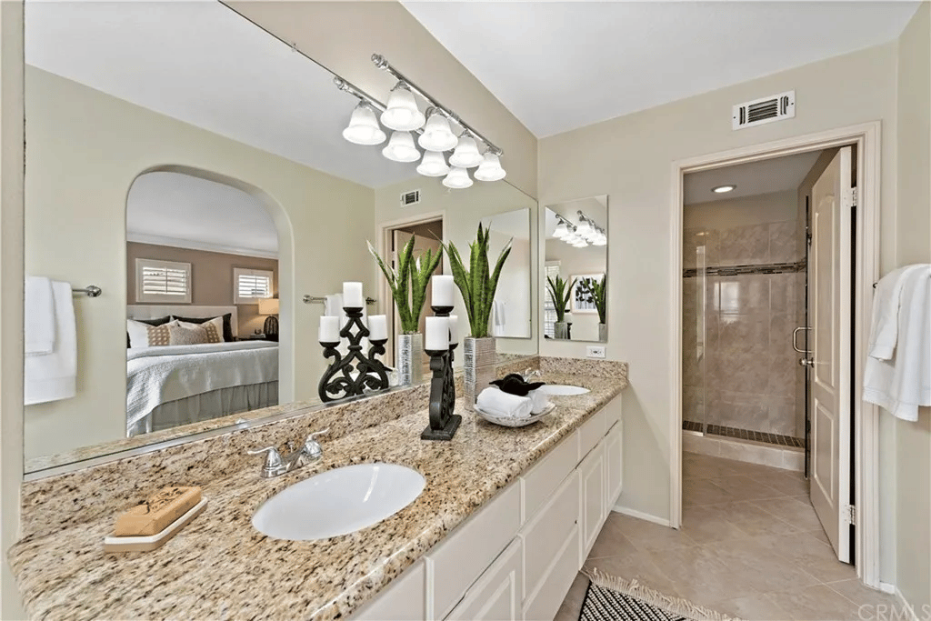 123 Colony Way