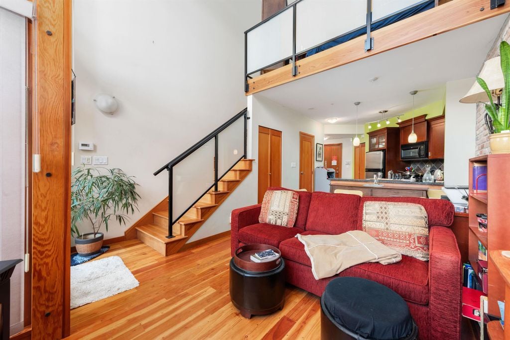 10 Renaissance Square, #104