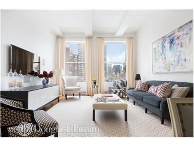 15 E 26th St, #15F