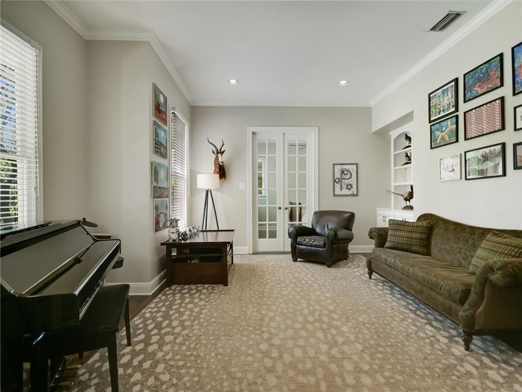 3303 Park Hills Drive