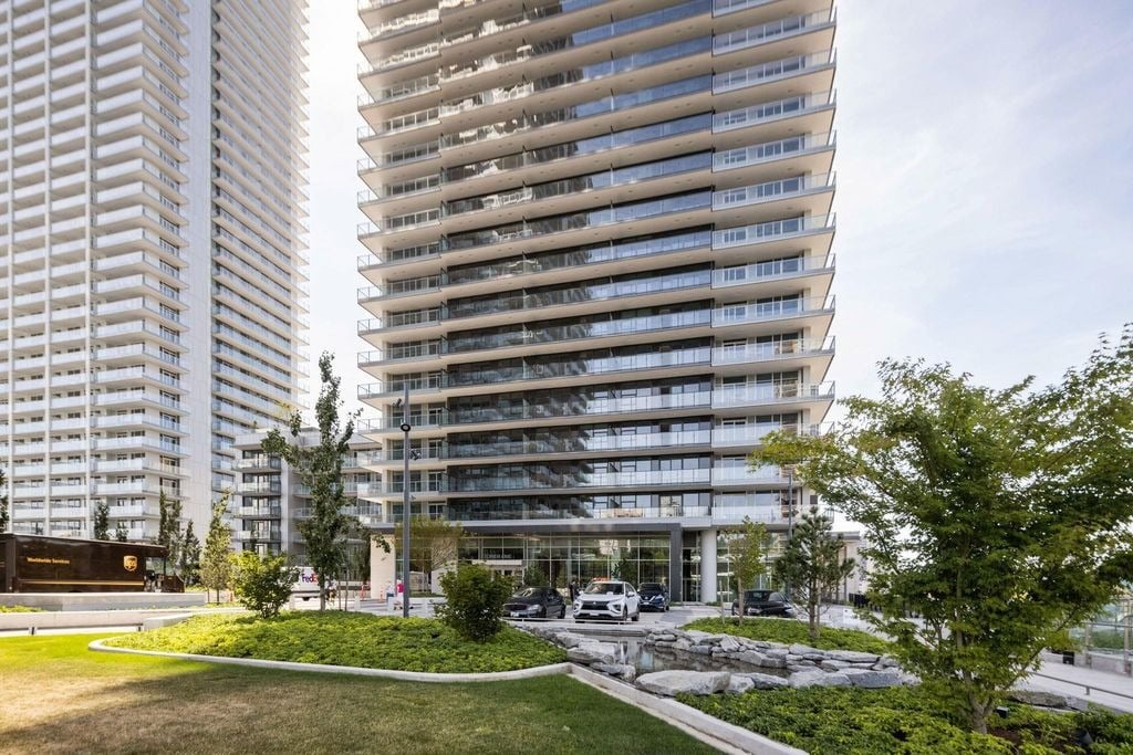 3809 Evergreen Pl, #2108